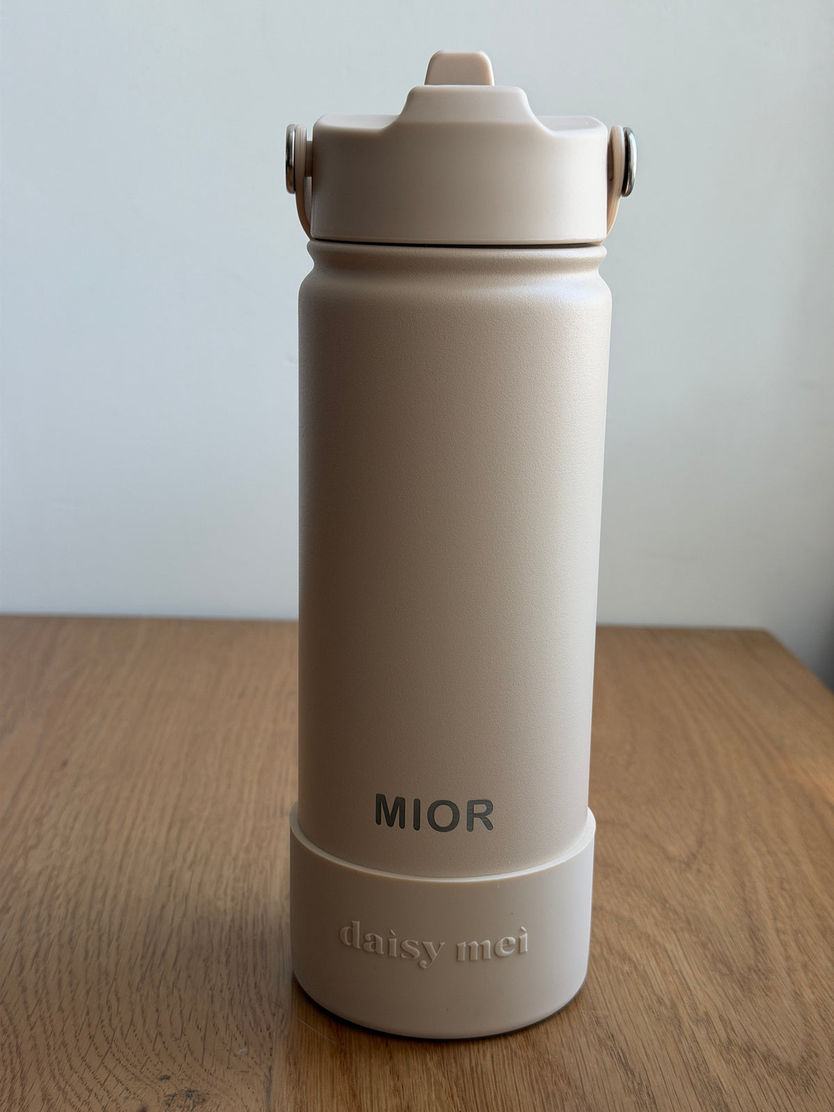 בקבוק תרמי גדול קרם- MIOR